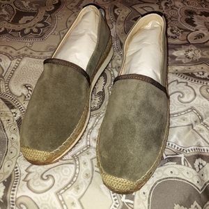 Rag & Bone, size 9.5, olive